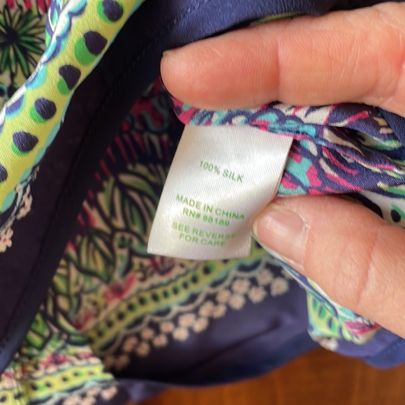 Lily Pulitzer silk top - Picture 4 of 8
